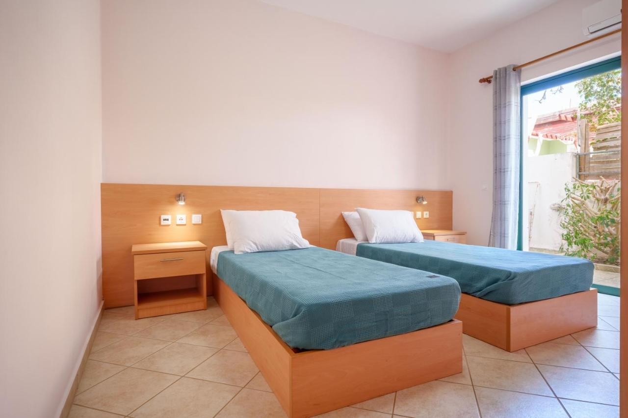 Niko'S Central Skala Apartments Екстериор снимка