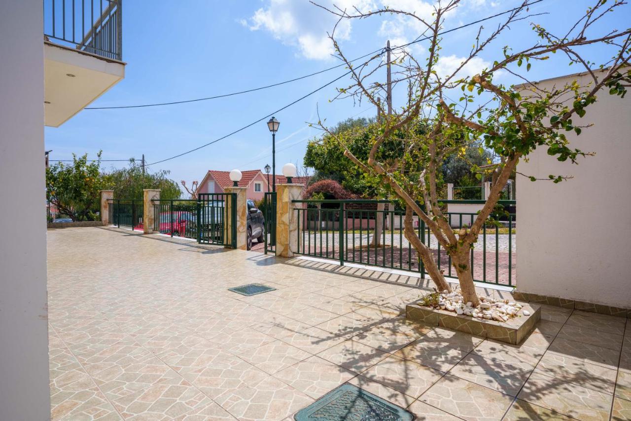 Niko'S Central Skala Apartments Екстериор снимка