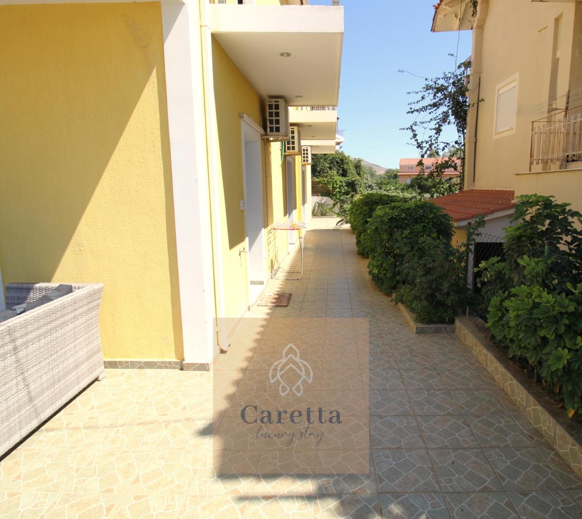 Niko'S Central Skala Apartments Екстериор снимка